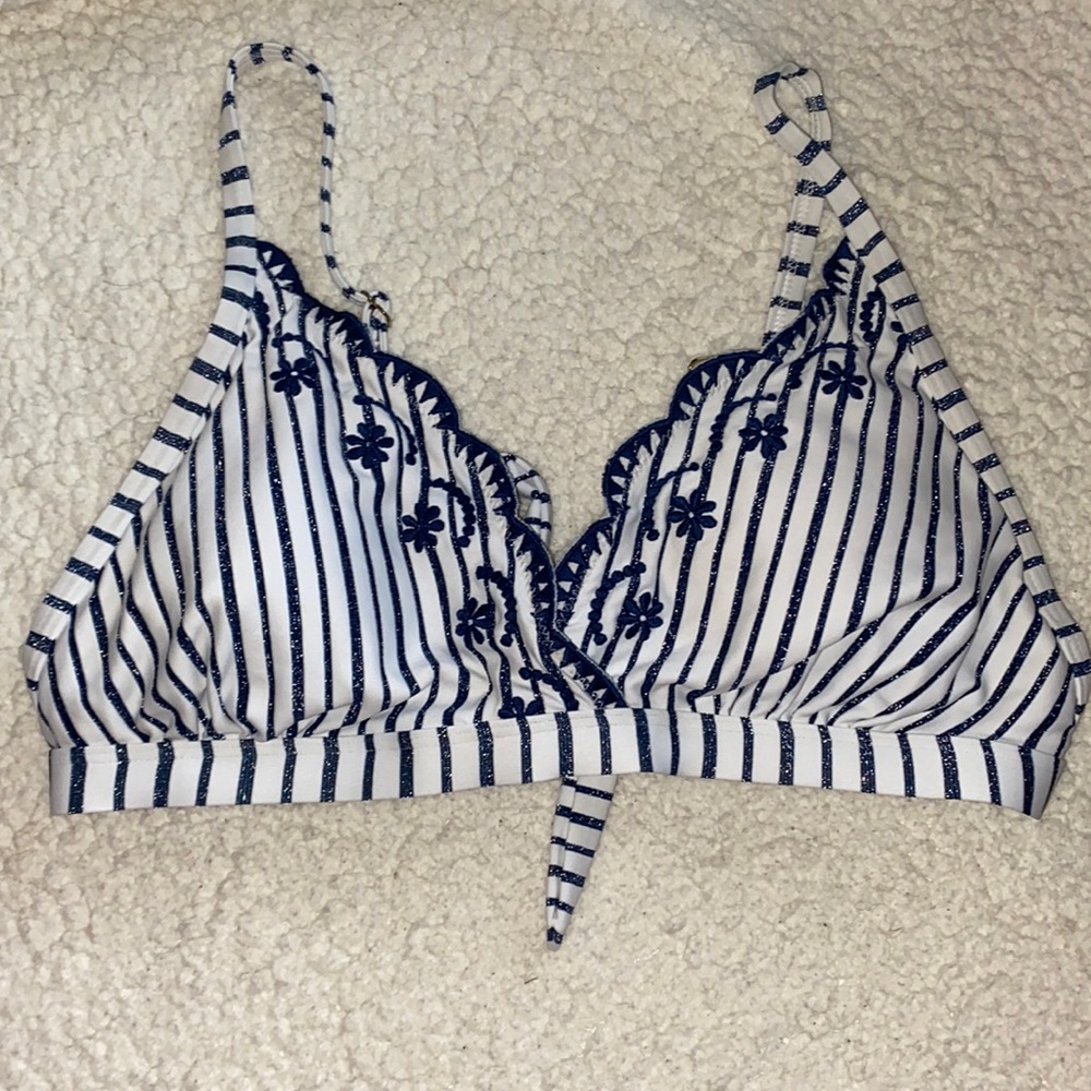 bikini top